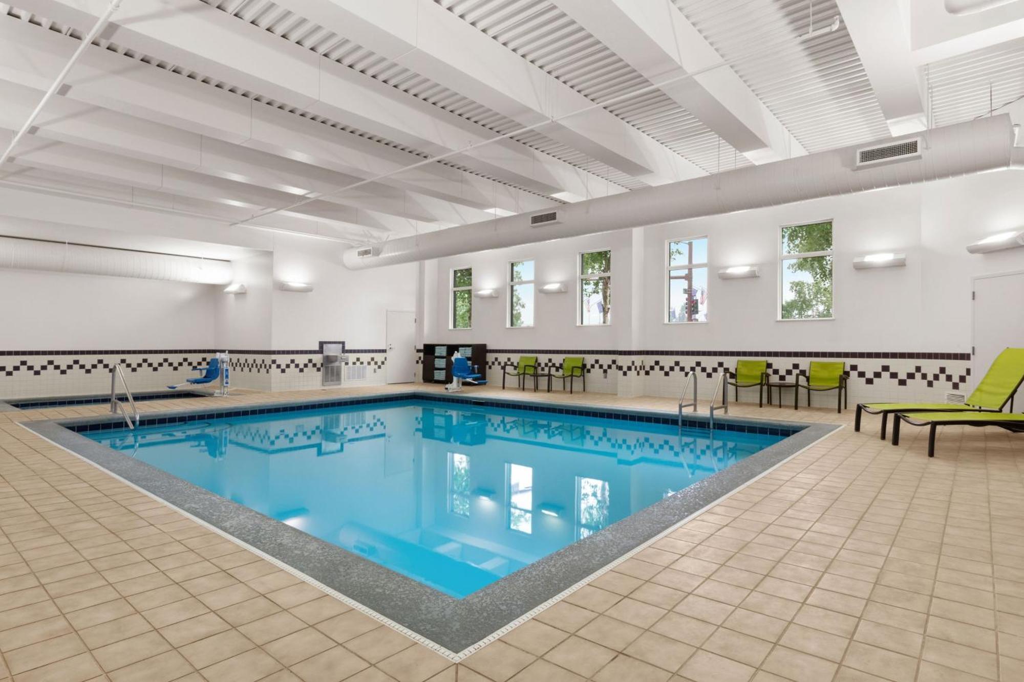 Springhill Suites By Marriott פיירבנקס מראה חיצוני תמונה